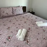 Airport Golubovci Апартаменты