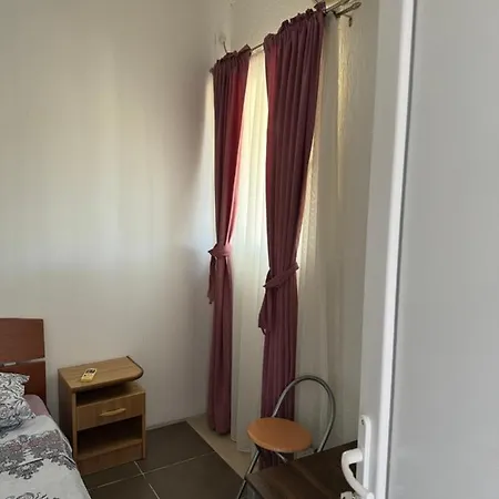 Airport Golubovci דירה פודגוריצה