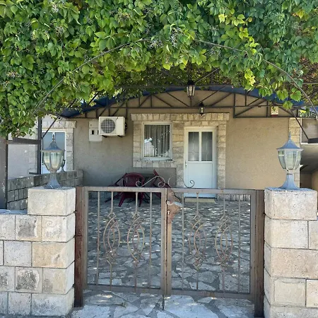Airport Golubovci דירה פודגוריצה